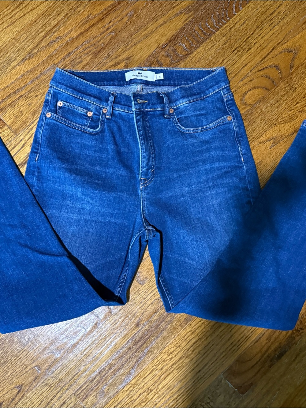 Vineyard Vines Women's Dark Blue high rise straight Jeans